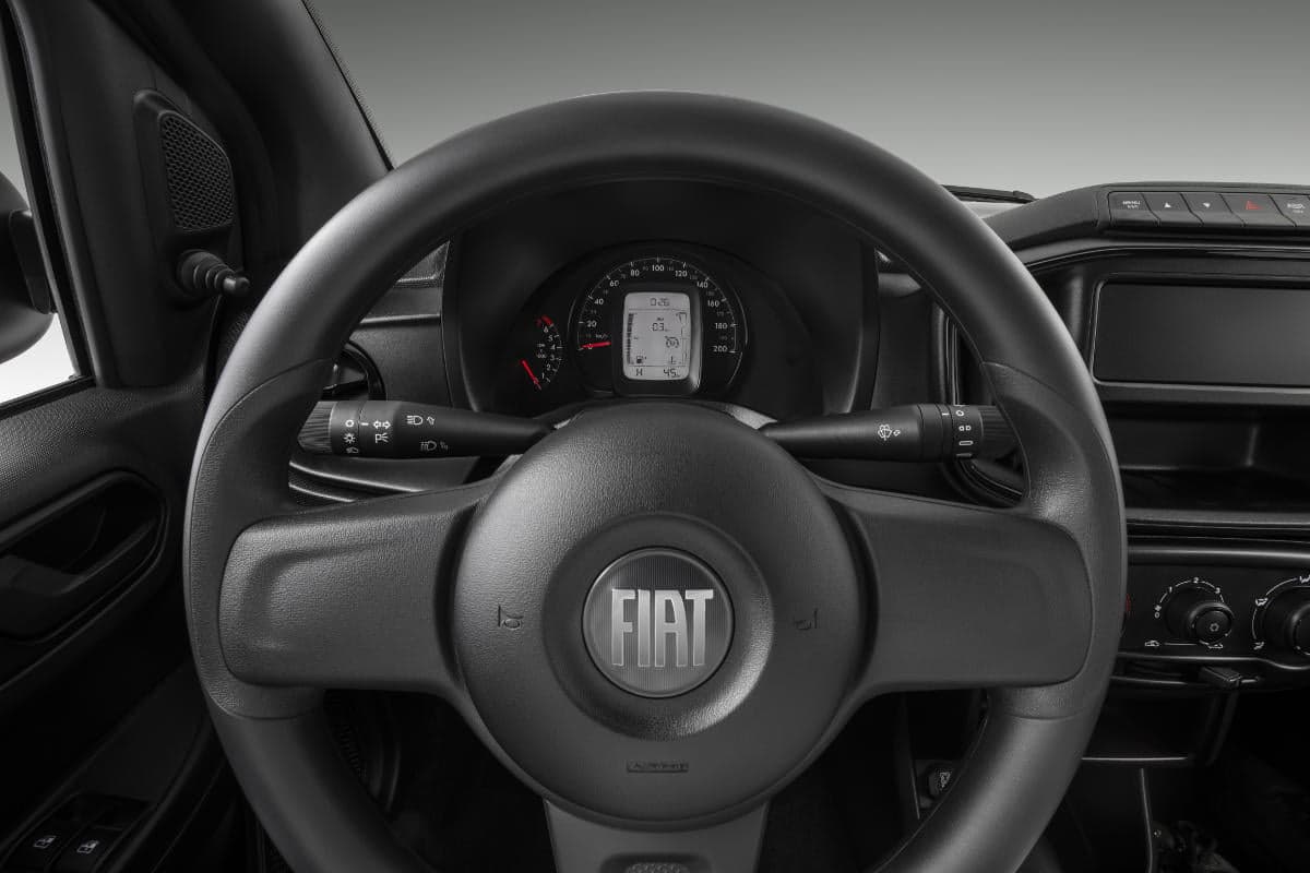 Fiat Fiorino Endurance interior - Volante regulable