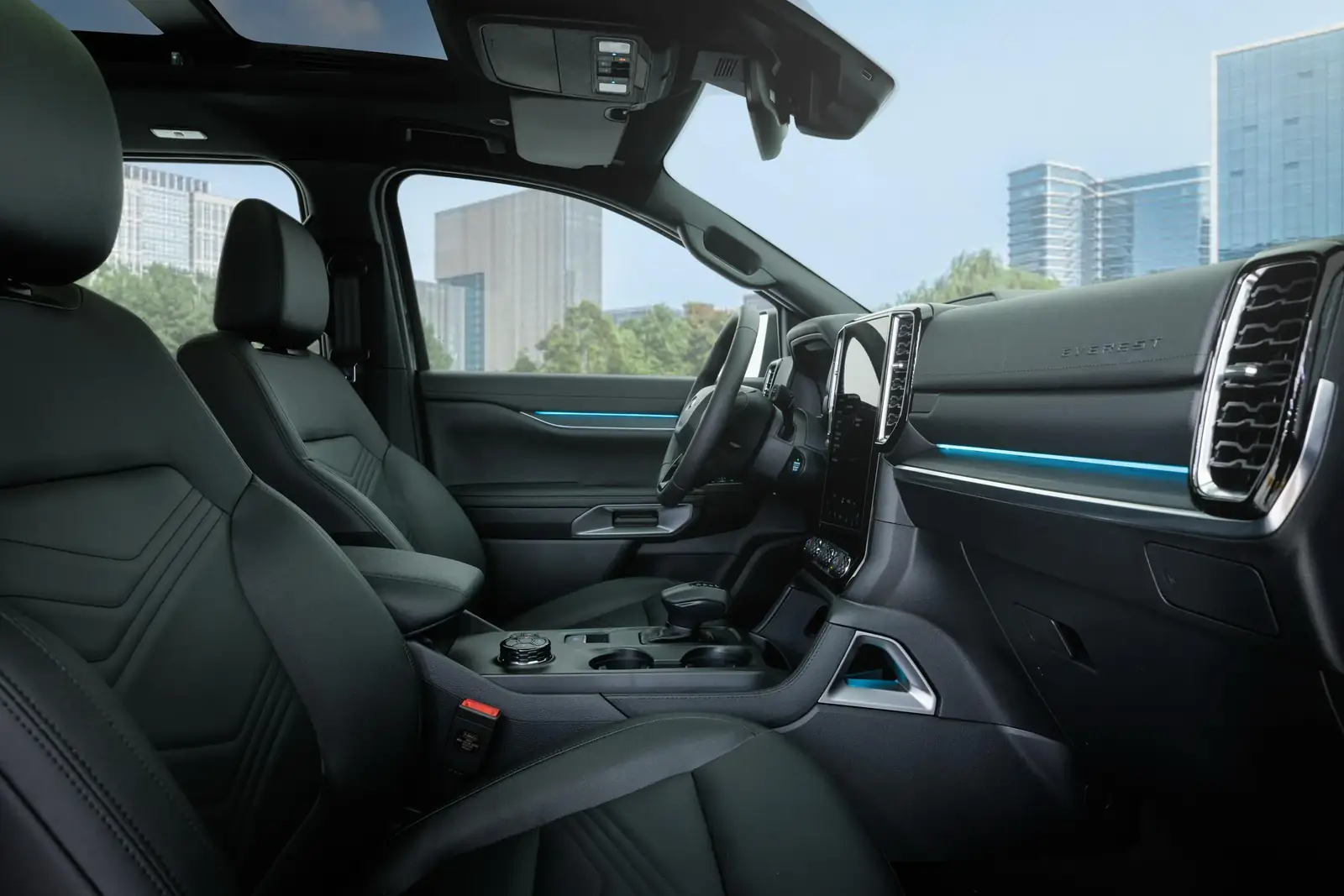 Ford Everest interior