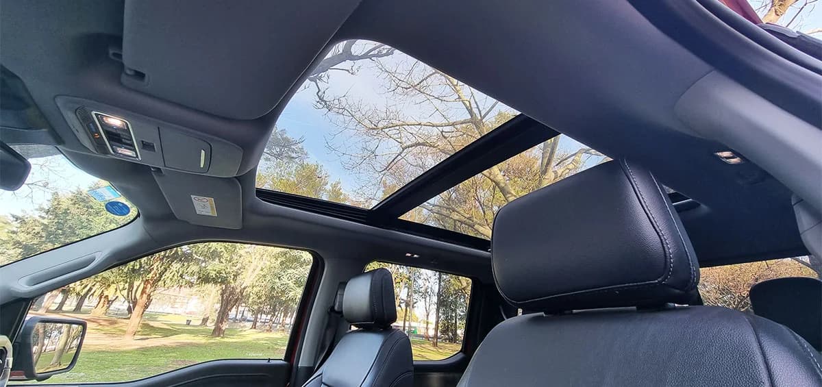 Ford F-150 Tremor techo solar
