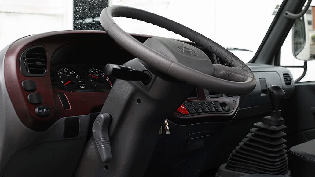 Hyundai HD 78 habitáculo