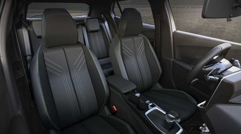 Peugeot 2008 interior - Tablero