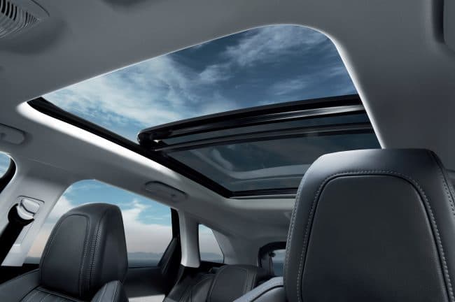 Peugeot 3008 GT interior - Techo