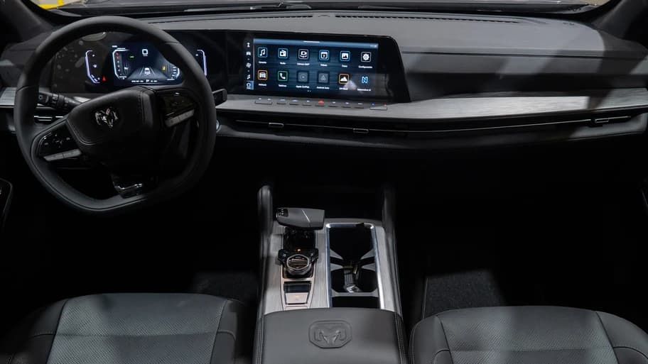 Selector automático electrónico de la RAM Dakota Laramie